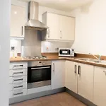 Stylish One Bed Apartment Central Mk- The Hub