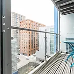 Stylish One Bed Apartment Central Mk- The Hub