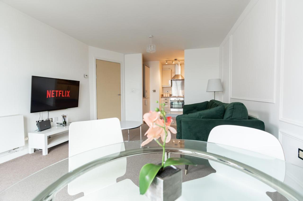Apartment Stylish One Bed Mk- The Hub Milton Keynes